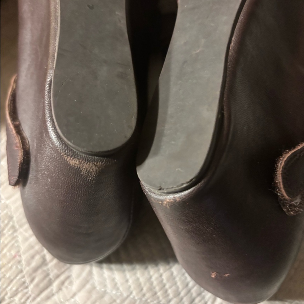 TSUBO Soft Leather Wedges-Size 9 - Picture 7 of 8